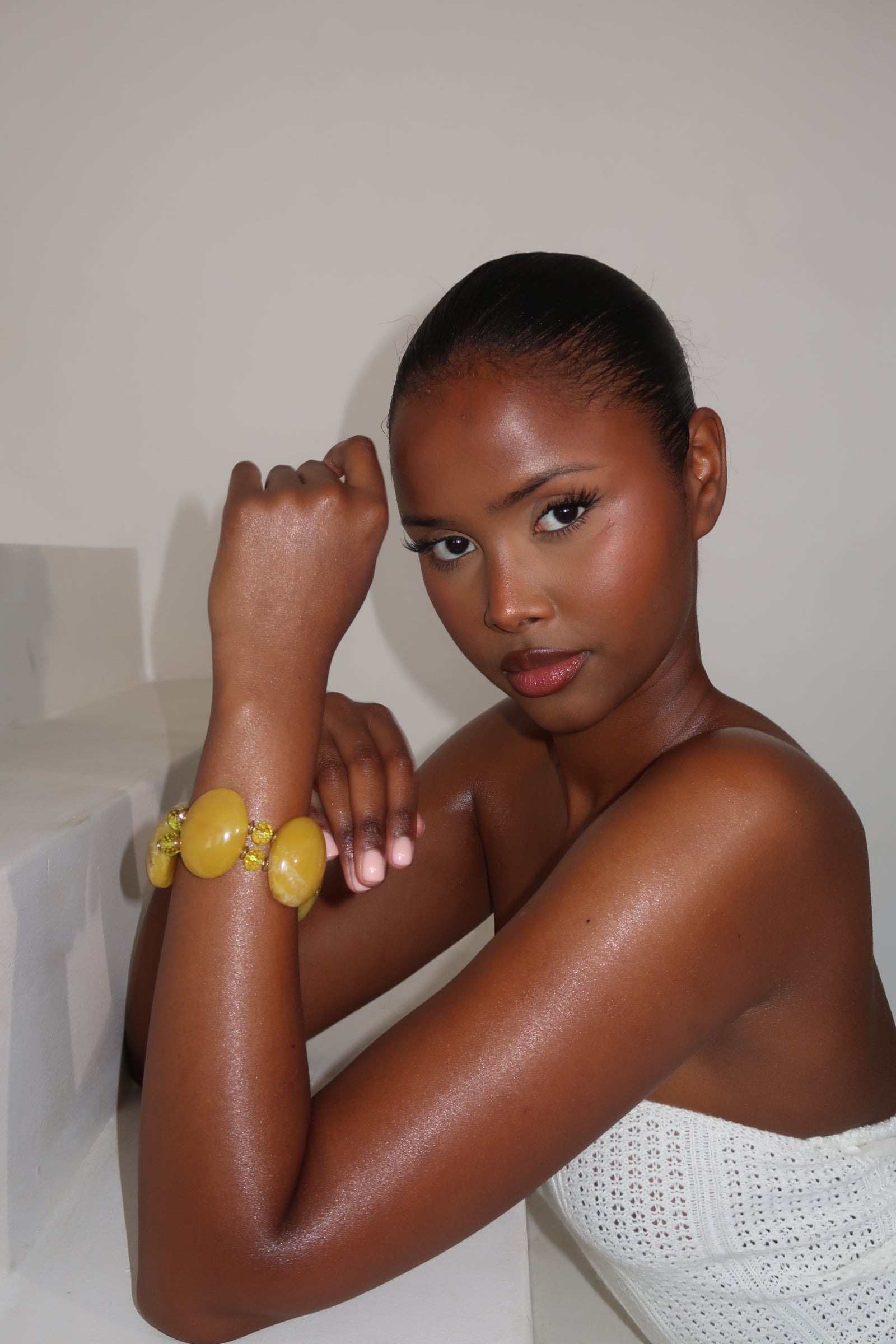 Yellow oval beaded bracelet